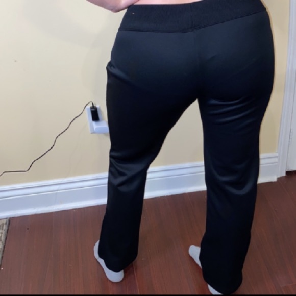 NWOT Gorgeous black satiny/silky straight leg NIKEs - Picture 2 of 7